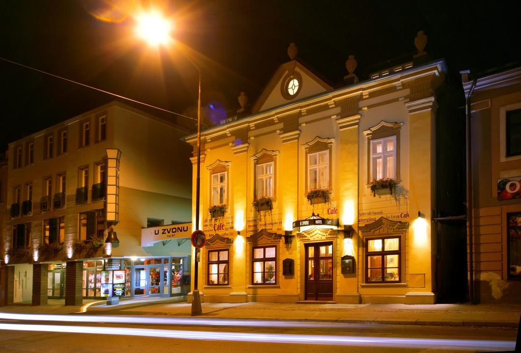 Hotel U Zvonu Vrchlabí Exteriör bild